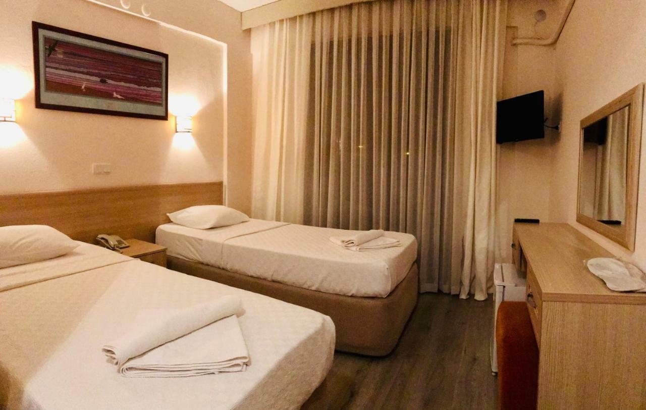 Bayram Hotel Çeşme Eksteriør bilde